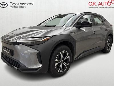 Käytetty Toyota bZ4X Active 160 kW (218 HP) 2023 Katumaasturi