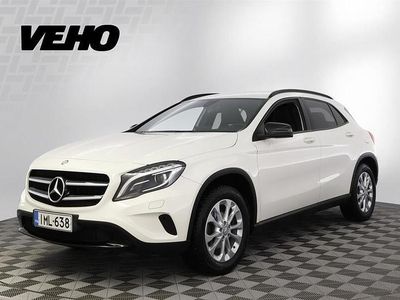 Käytetty Mercedes GLA180 Urban 122 HP (89 kW) 2016 Valkoinen Katumaasturi