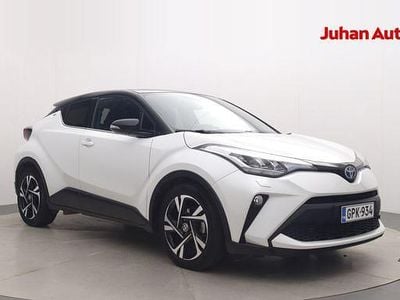 Valkoinen Käytetty 2023 Toyota C-HR Katumaasturi | 29 490 € (Hieman kallis)