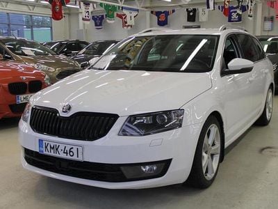 Valkoinen Käytetty 2013 Skoda Octavia Elegance Farmari | 11 990 € (Hieman kallis)