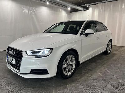 Käytetty Audi A3 Sportback Business 131 HP (96 kW) 2020 Viistoperä