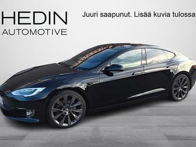 Musta Käytetty 2018 Tesla Model S Viistoperä | 26 990 €