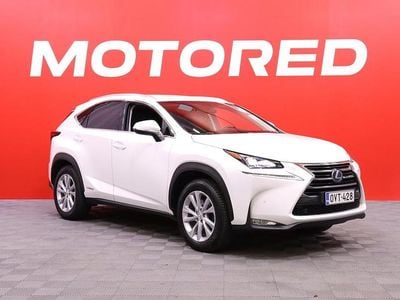 Käytetty 2017 Lexus NX300h Business Edition Katumaasturi | 27 890 € (Hyvä tarjous)