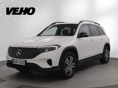 Valkoinen Käytetty 2025 Mercedes EQB300 Advanced Plus Katumaasturi | 46 900 €
