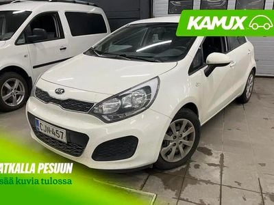 Käytetty Kia Rio LX 84 HP (61 kW) 2014 Valkoinen Sedan
