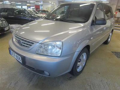 Käytetty Kia Carens LX 2005 Tila-auto
