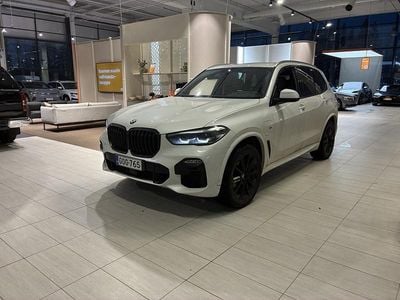 Käytetty BMW X5 M Sport 394 HP (289 kW) 2021 Katumaasturi