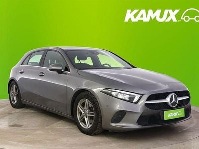 Hopea / harmaa Käytetty 2018 Mercedes A200 Style Viistoperä | 22 490 € (Perustarjous)