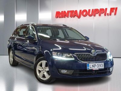 Käytetty Skoda Octavia Style 110 HP (80 kW) 2016 Sininen Viistoperä