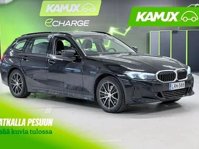 Musta Käytetty 2024 BMW 330e Comfort Edition Farmari | 35 800 € (Hyvä tarjous)