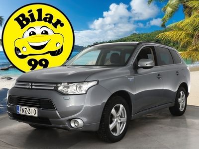 käytetty Mitsubishi Outlander P-HEV Instyle 4WD 5P * Rockford / KeylessGo / Rattivaihteet / Kamera / Puolinahka istuimet * - *OSTA NYT, MAKSA KESÄKUUSSA!* -