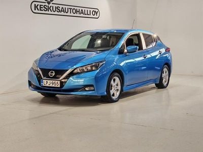 Käytetty Nissan Leaf Acenta 80 kW (109 HP) 2020 Sininen Viistoperä