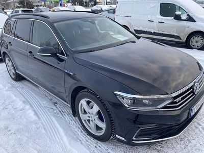 Käytetty VW Passat GTE 218 HP (160 kW) 2020 Musta Farmari