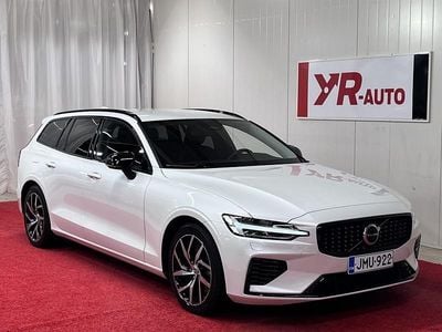 Käytetty Volvo V60 Plus 350 HP (257 kW) 2023 Farmari