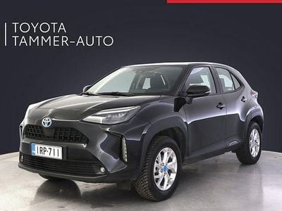 Musta Käytetty 2024 Toyota Yaris Cross Active Katumaasturi | 27 880 € (Perustarjous)