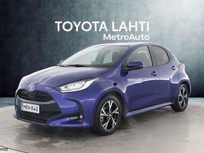Sininen Käytetty 2025 Toyota Yaris Plus Viistoperä | 25 700 € (Kallis)