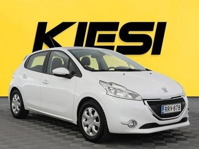 Käytetty Peugeot 208 Style 82 HP (60 kW) 2014 Viistoperä