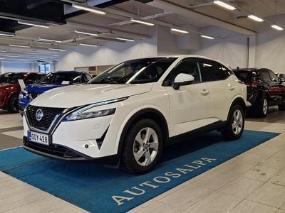 Käytetty Nissan Qashqai N-Connecta 158 HP (116 kW) 2022 Katumaasturi