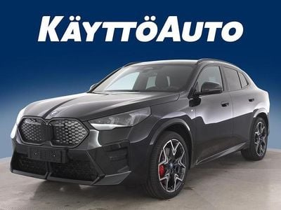 Käytetty BMW iX2 Comfort Edition 200 kW (272 HP) 2025 Saphir schwarz Katumaasturi