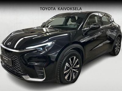 Käytetty Lexus LBX Launch Edition 136 HP (100 kW) 2024 Musta Katumaasturi
