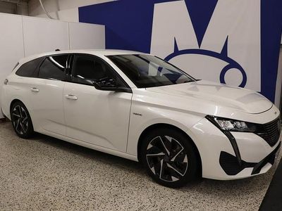 Valkoinen Käytetty 2022 Peugeot 308 SW Allure Farmari | 23 900 €