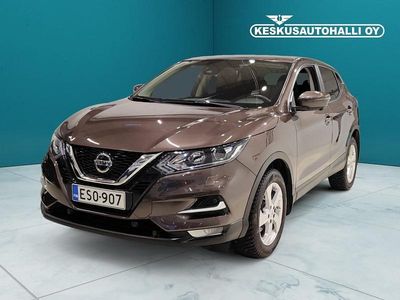 Käytetty Nissan Qashqai N-Connecta 159 HP (116 kW) 2021 Ruskea Katumaasturi