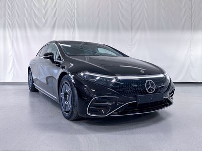 käytetty Mercedes EQS580 4Matic Premium Plus, Burmester, Digital Light, Hierovat ja ilmastoidut istuimet.