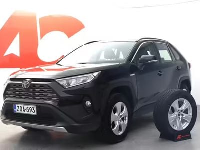 218 musta Käytetty 2022 Toyota RAV4 Hybrid Active Katumaasturi | 35 990 € (Perustarjous)