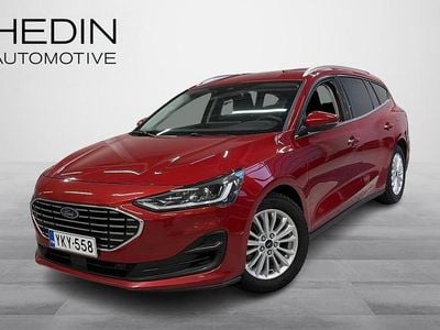 Käytetty Ford Focus Titanium 126 HP (92 kW) 2022 Punainen Farmari