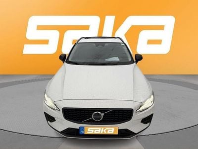 Käytetty 2025 Volvo V60 Performance Farmari | 50 900 €