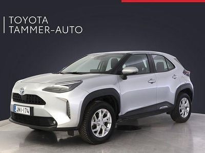 Hopea Käytetty 2024 Toyota Yaris Cross Active Katumaasturi | 27 880 € (Perustarjous)