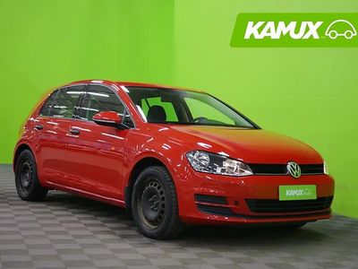 Punainen Käytetty 2016 VW Golf Trendline Sedan | 11 490 € (Supertarjous)