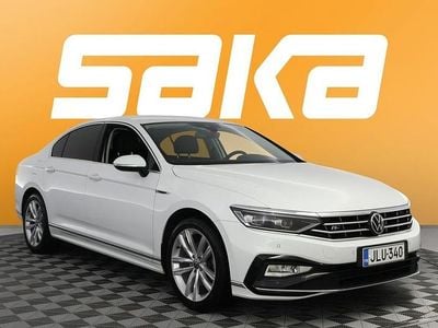 Käytetty VW Passat R-line 150 HP (110 kW) 2021 Sedan