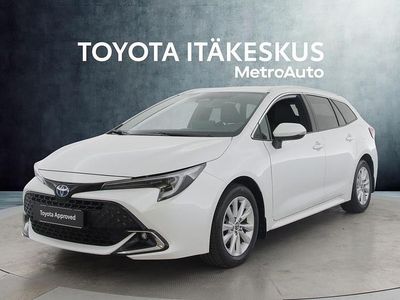 Valkoinen Käytetty 2023 Toyota Corolla Edition Farmari | 27 900 € (Perustarjous)