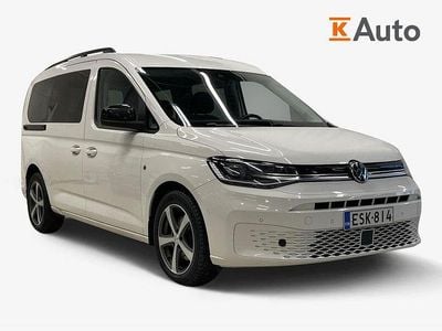 Käytetty VW Caddy Maxi Life Business 122 HP (89 kW) 2022 Valkoinen Tila-auto