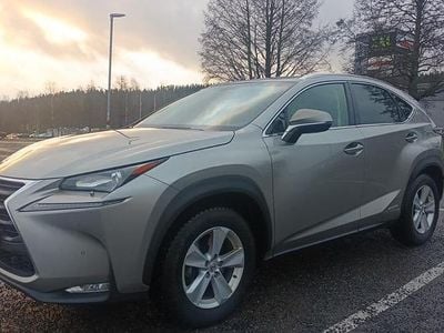 Lexus NX300h