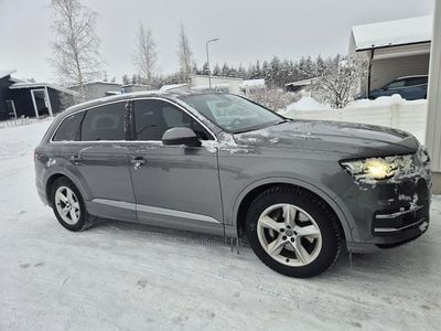 Käytetty Audi Q7 Business 272 HP (200 kW) 2016 Katumaasturi