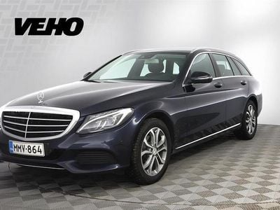 Käytetty Mercedes C200 Business 136 HP (100 kW) 2017 Sininen Farmari