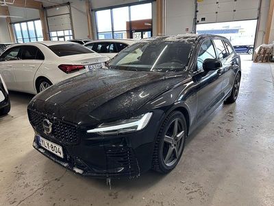 Käytetty 2023 Volvo V60 Performance Farmari | 32 490 € (Hyvä tarjous)