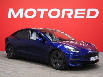 Käytetty 2021 Tesla Model 3 Sedan | 29 490 € (Perustarjous)