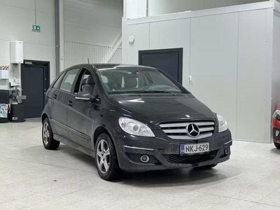 Käytetty 2009 Mercedes B170 Tila-auto | 4 400 €