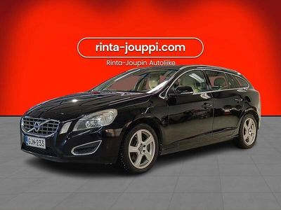 Musta Käytetty 2011 Volvo V60 Summum Farmari | 13 490 €