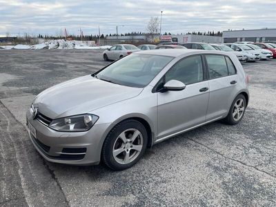 käytetty VW Golf Trendline 1,2 TSI 63 kW (85 hv) BlueMotion Technology 4-ovinen - Moottorinlämmitin