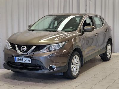 Käytetty Nissan Qashqai Acenta 116 HP (85 kW) 2015 Ruskea Katumaasturi