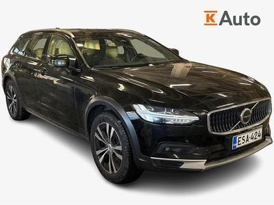 Käytetty Volvo V90 CC Business Edition 197 HP (144 kW) 2021 Musta Farmari