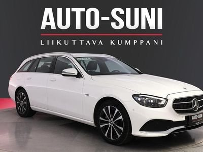 Käytetty 2021 Mercedes E300 Avantgarde Farmari | 32 870 € (Perustarjous)