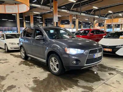 käytetty Mitsubishi Outlander 2,2 HDI Instyle