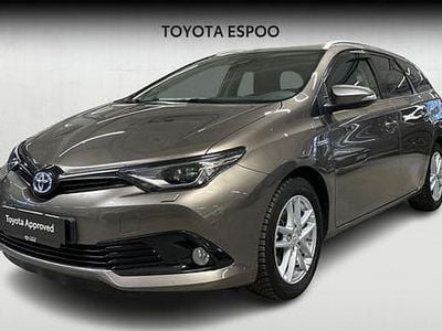 Harmaa Käytetty 2018 Toyota Auris Touring Sports Active Farmari | 17 990 € (Perustarjous)