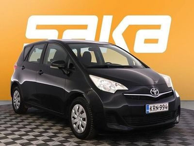 Käytetty Toyota Verso-S Sol 99 HP (72 kW) 2012 Tila-auto