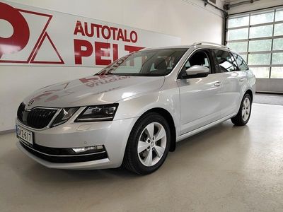 Käytetty Skoda Octavia Style 116 HP (85 kW) 2017 Harmaa Farmari